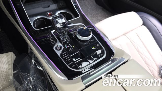 BMW X7 M50i 6STR