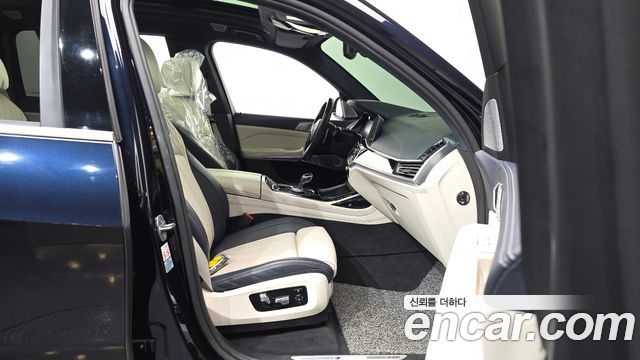 BMW X7 M50i 6STR