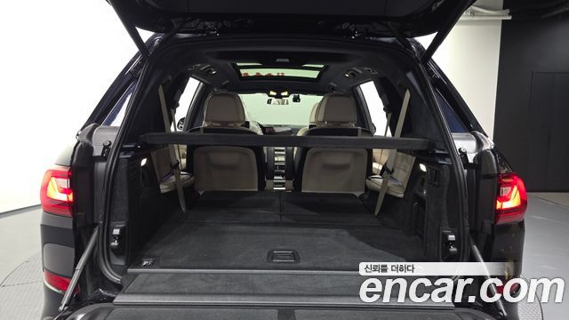 BMW X7 M50i 6STR