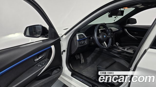 BMW 3-Series 320i M Sport