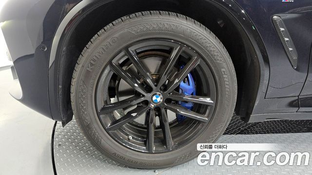 BMW X4 xDrive20i M Sports X Onlile Exclusive Edition