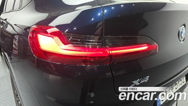 BMW X4 xDrive20i M Sports X Onlile Exclusive Edition