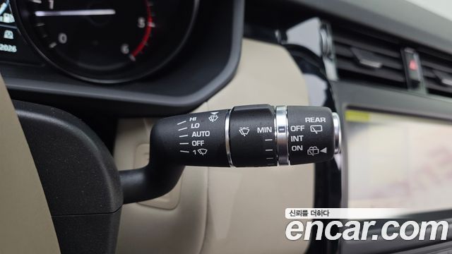 Land Rover Discovery 2.0 SD4 SE