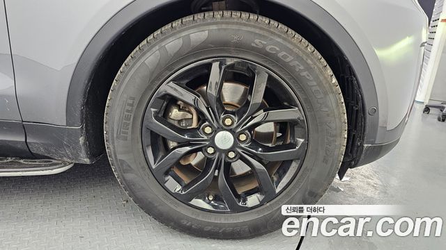 Land Rover Discovery 2.0 SD4 SE