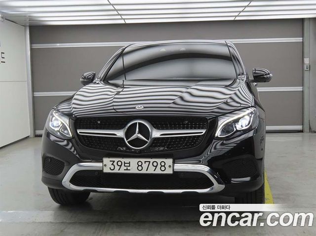 Mercedes-Benz GLC-Class GCL300 4MATIC Coupe