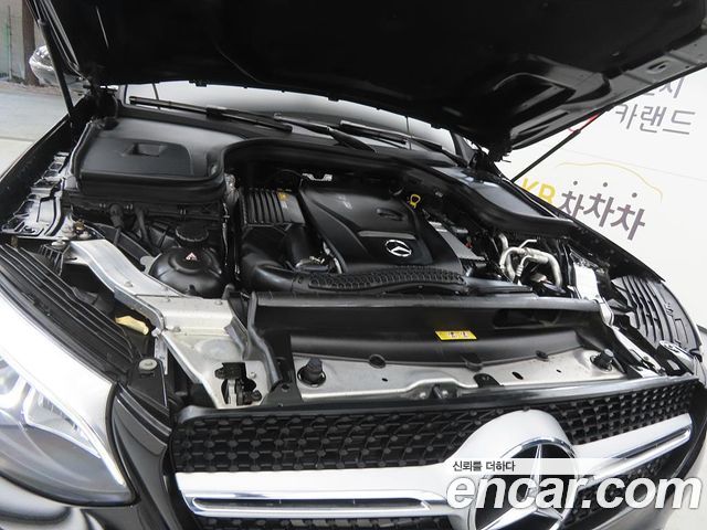 Mercedes-Benz GLC-Class GCL300 4MATIC Coupe
