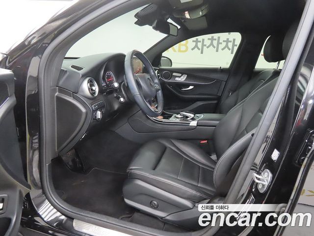 Mercedes-Benz GLC-Class GCL300 4MATIC Coupe