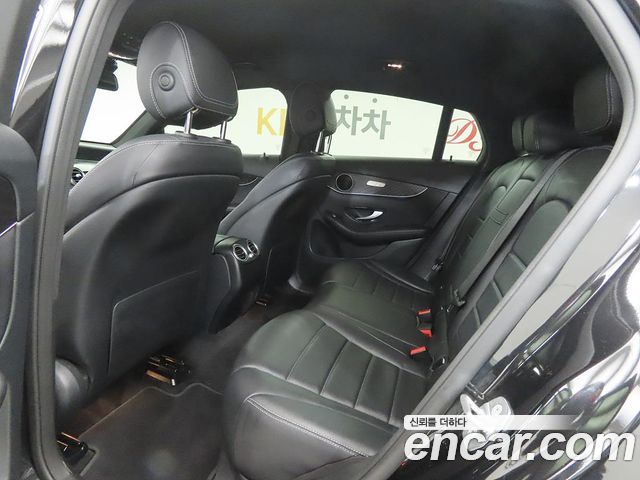 Mercedes-Benz GLC-Class GCL300 4MATIC Coupe
