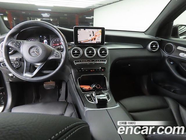 Mercedes-Benz GLC-Class GCL300 4MATIC Coupe