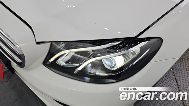 Mercedes-Benz E-Class E250 Avantgarde