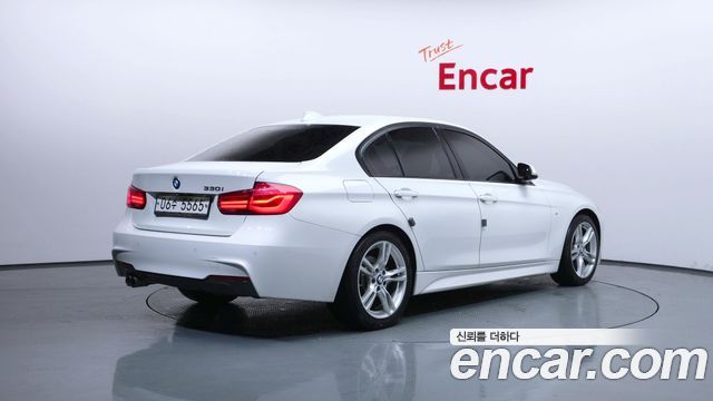 BMW 3-Series 330i M Sport