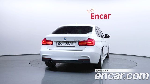 BMW 3-Series 330i M Sport