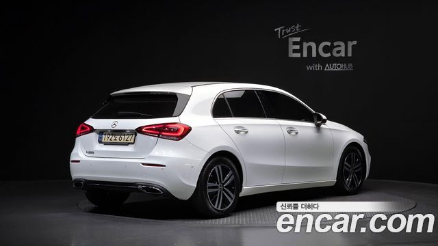 Mercedes-Benz A-Class A220 Hatchback