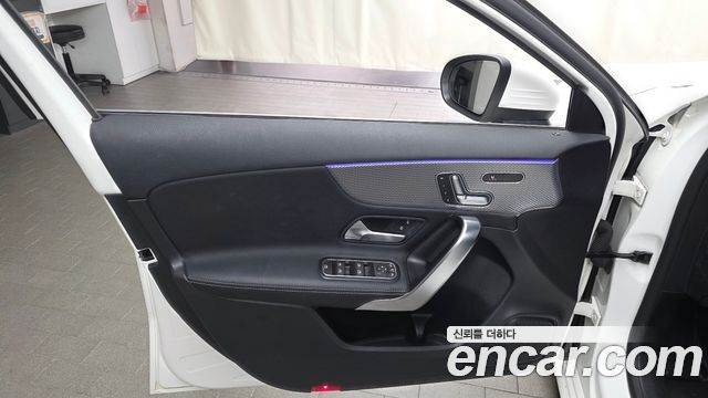 Mercedes-Benz A-Class A220 Hatchback