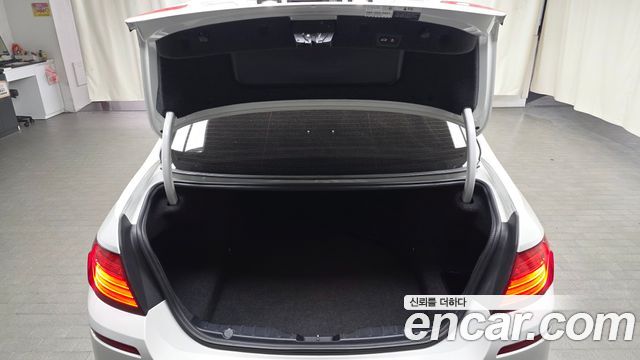 BMW 5-Series 528i M Aero Dynamic
