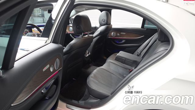 Mercedes-Benz E-Class E300e Exclusive