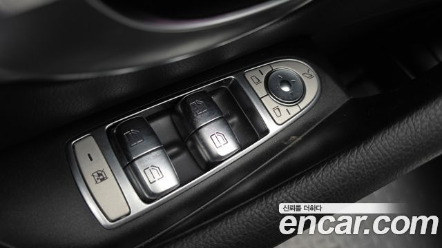 Mercedes-Benz E-Class E300e Exclusive
