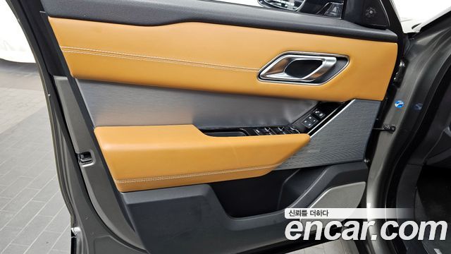 Land Rover Range Rover Velar 3.0 D300 R-Dynamic HSE