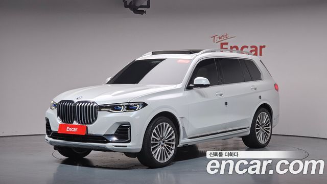 BMW X7 xDrive 40i Design Pure Excellence 6-Seater