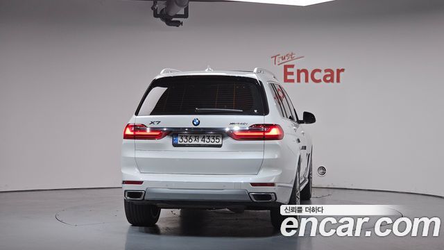 BMW X7 xDrive 40i Design Pure Excellence 6-Seater