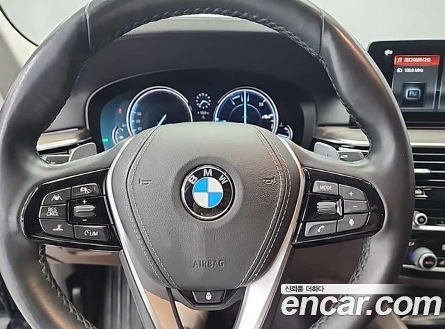 BMW 5-Series 530i Luxury Plus