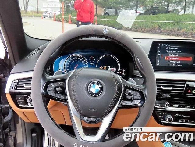 BMW 5-Series 520d M Sport Package Plus