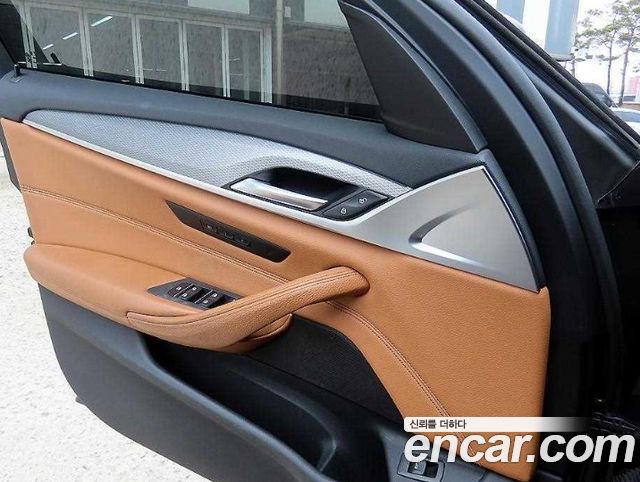 BMW 5-Series 520d M Sport Package Plus