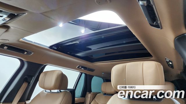 Land Rover Range Rover P530 Autobiography Long Wheel Base