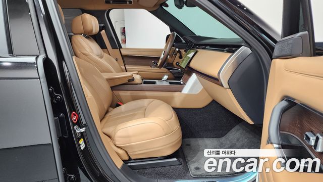 Land Rover Range Rover P530 Autobiography Long Wheel Base