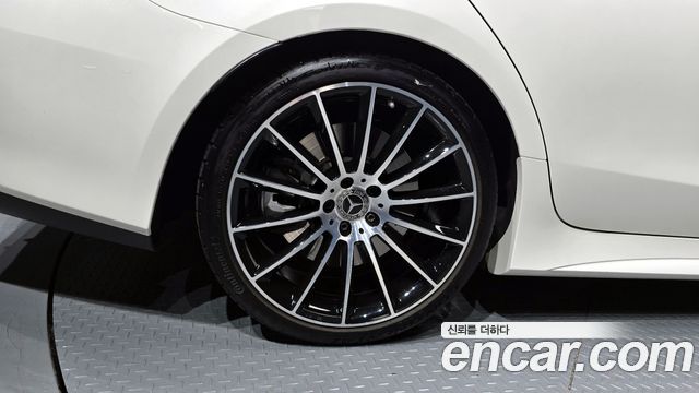 Mercedes-Benz CLS-Class CLS450 4MATIC AMG Line