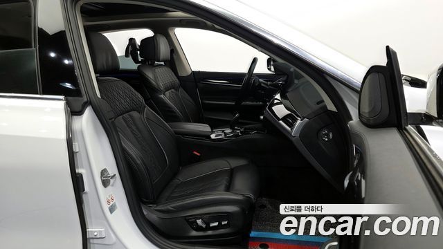 BMW Gran Turismo 640i xDrive Luxury