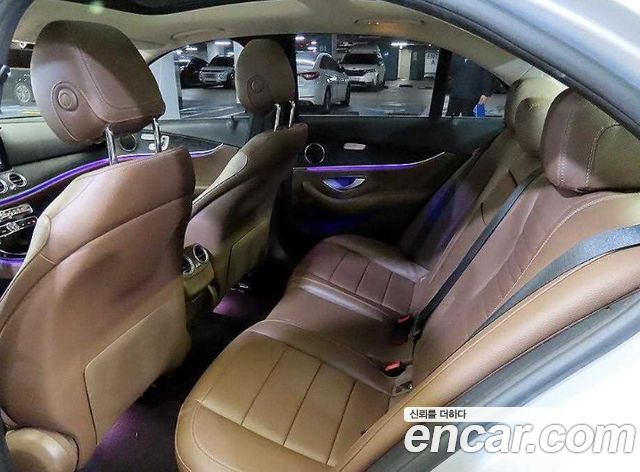 Mercedes-Benz E-Class E220d Exclusive