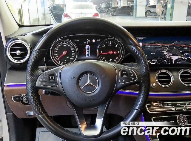Mercedes-Benz E-Class E220d Exclusive