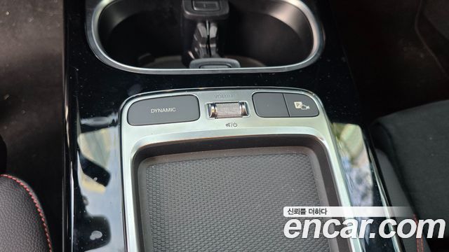 Mercedes-Benz CLA-Class CLA250 4MATIC