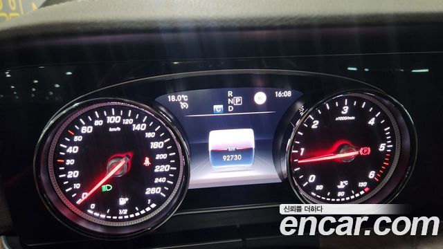 Mercedes-Benz E-Class E220d 4MATIC Exclusive