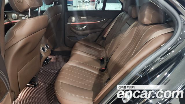 Mercedes-Benz E-Class E220d 4MATIC Exclusive