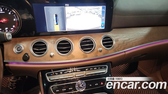 Mercedes-Benz E-Class E220d 4MATIC Exclusive