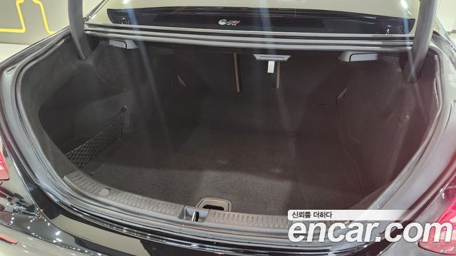 Mercedes-Benz E-Class E220d 4MATIC Exclusive