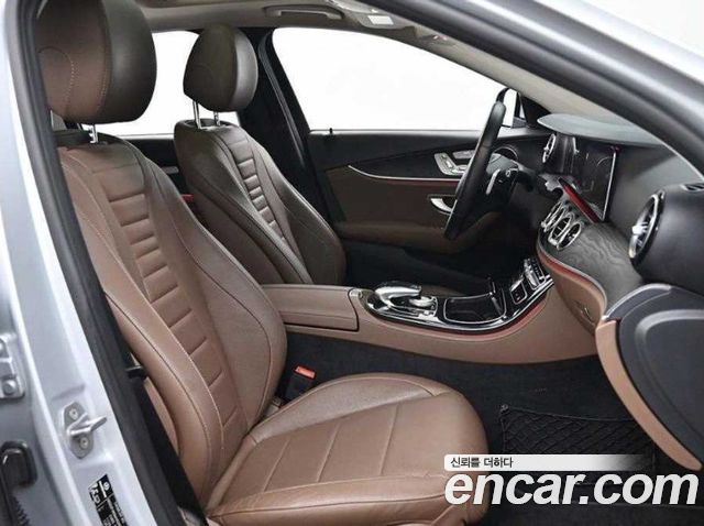 Mercedes-Benz E-Class E300 4MATIC AV Intelligent Drive