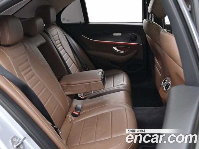 Mercedes-Benz E-Class E300 4MATIC AV Intelligent Drive