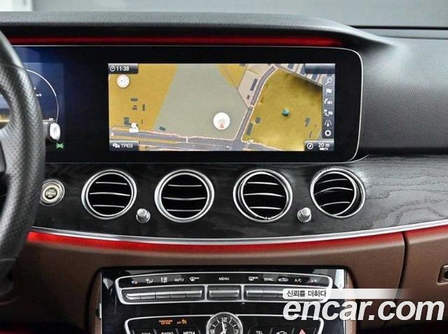 Mercedes-Benz E-Class E300 4MATIC AV Intelligent Drive