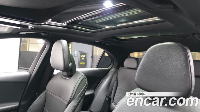 Mercedes-Benz C-Class C300 4MATIC Avantgarde