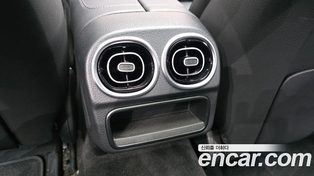 Mercedes-Benz C-Class C300 4MATIC Avantgarde