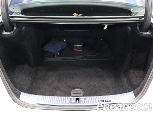 Mercedes-Benz S-Class S500L 4MATIC