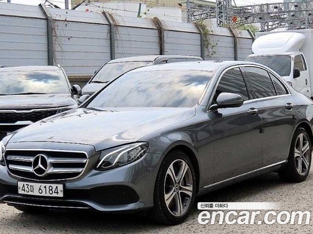 Mercedes-Benz E-Class E300 Avantgarde