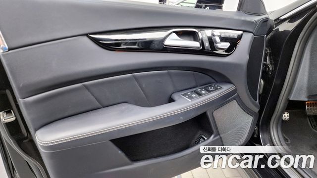Mercedes-Benz CLS-Class CLS250 d 4MATIC AMG Line
