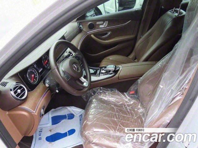 Mercedes-Benz E-Class E220d Exclusive