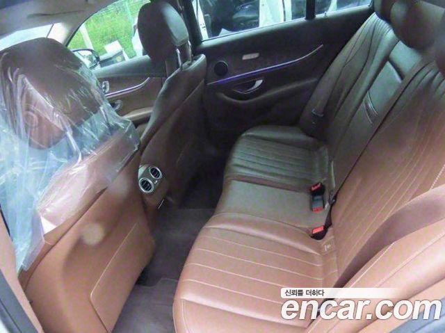Mercedes-Benz E-Class E220d Exclusive