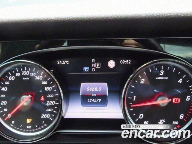 Mercedes-Benz E-Class E220d Exclusive