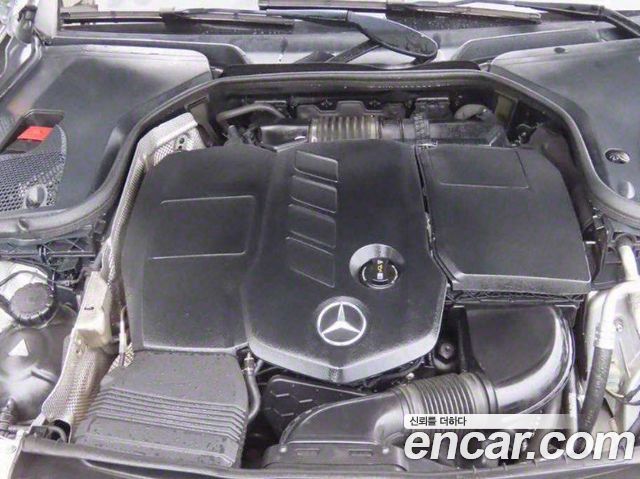 Mercedes-Benz E-Class E220d Exclusive